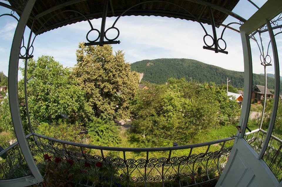 Zabava Apartment Яремче Екстериор снимка
